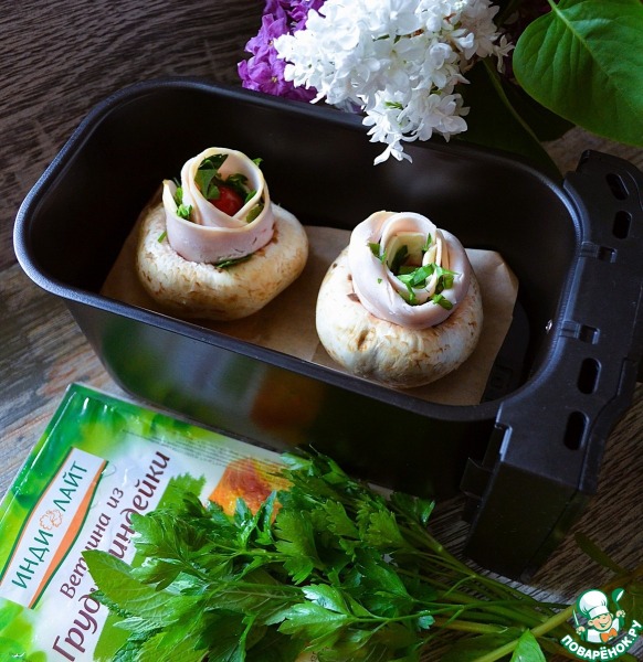 Шампиньоны с ветчиной и сыром