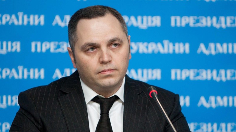 СМИ: Тело Портнова возвращают в Украину для захоронения в Киеве