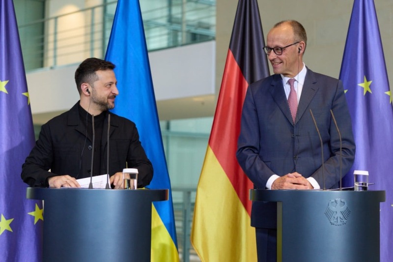 СМИ узнали подробности нового пакета помощи Украине от Германии на €5 млрд