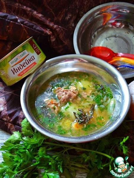 Суп-рагу с картофелем и тушёнкой