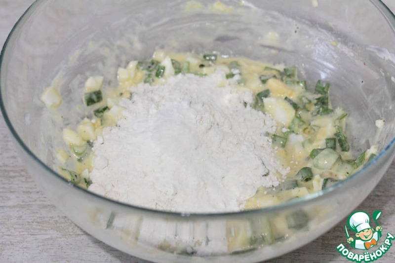 Вафли с яйцом и зеленым луком