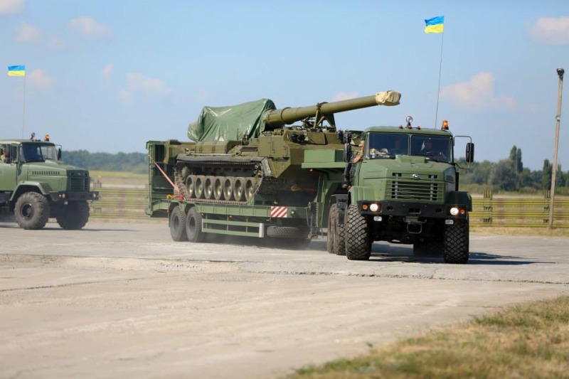 WSJ: Украина производит больше оружия, чем когда-либо, но все еще не может противостоять России без помощи союзников