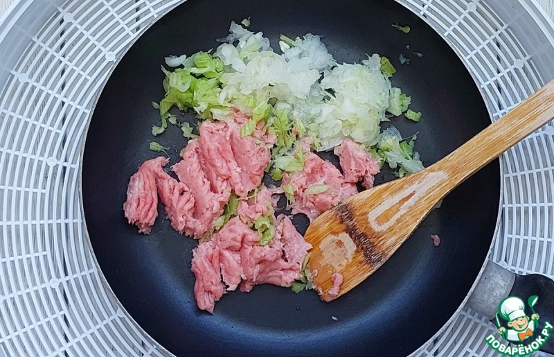 Запеченные яблоки с фаршем индейки