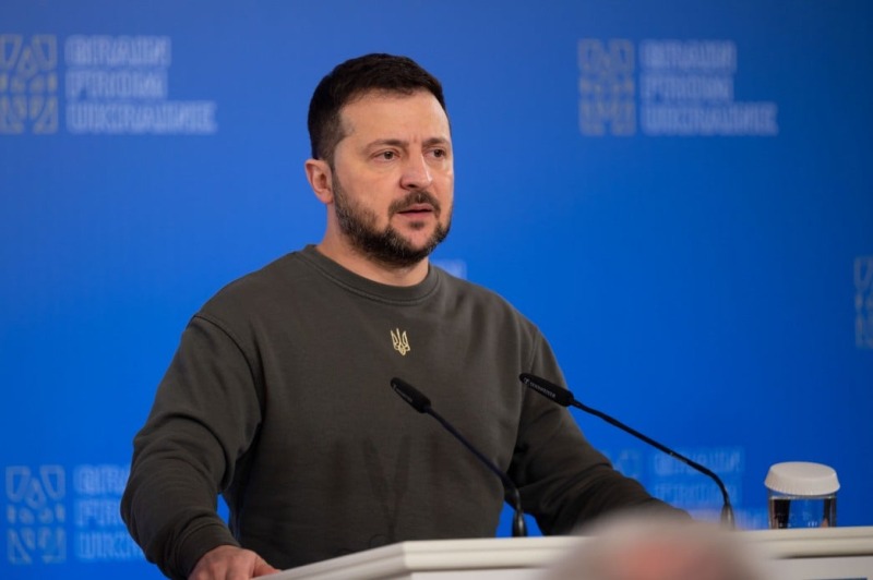 Зеленский: Я ожидаю, кто прибудет в Турцию от РФ, и тогда определю, какие шаги стоит делать