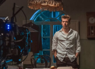 Бакланов ошеломил снимками разрушенных декораций для фильма о Довженко: «Нас хотят стереть»