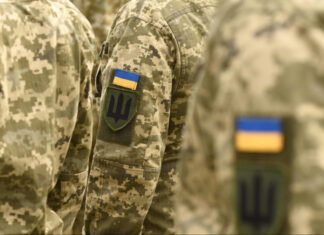 Били и катали в багажнике: Военный шокировал жестоким отношением в 57-й бригаде