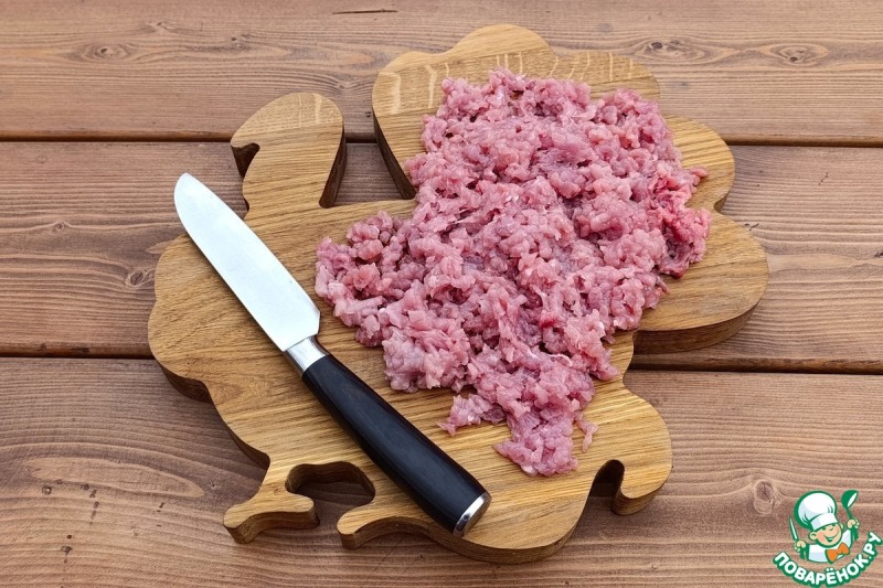 Чебуреки из индейки в рисовой бумаге