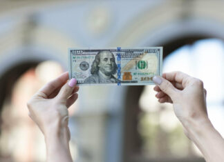 CNN: У американцев «похмелье» от покупательского ажиотажа начала весны