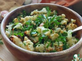 Цветная капуста с петрушкой и чесноком