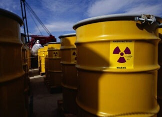 FT: ЕС планирует полный отказ от ядерного топлива из РФ, потратив на него 700 млн евро в 2024 году