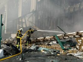 FT: Россия во время атаки на Киев повредила офис Boeing