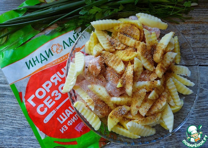 Индейка в маринаде запечённая с картофелем
