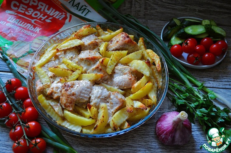 Индейка в маринаде запечённая с картофелем