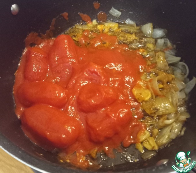 Карри из картофеля и зелёного горошка