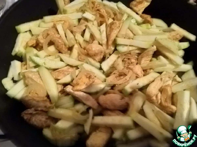 Курица с кабачком