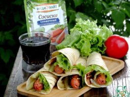 Лепёшка-гриль с сосиской и картофелем