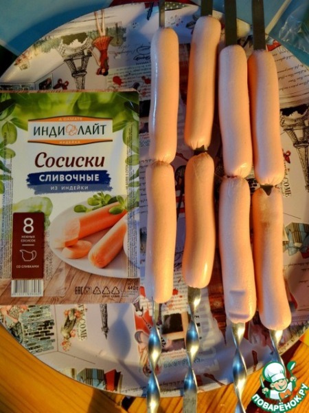 Лепёшка-гриль с сосиской и картофелем