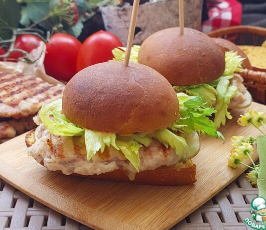 Манговый «Верзила» с котлетой из индейки