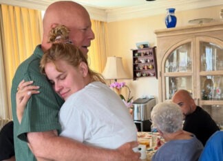 Младшая дочь Брюса Уиллиса умилила сеть новыми фото с тяжелобольным актером