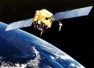 «Мы вас видим»: НАТО расширяет спутниковое наблюдение за действиями России