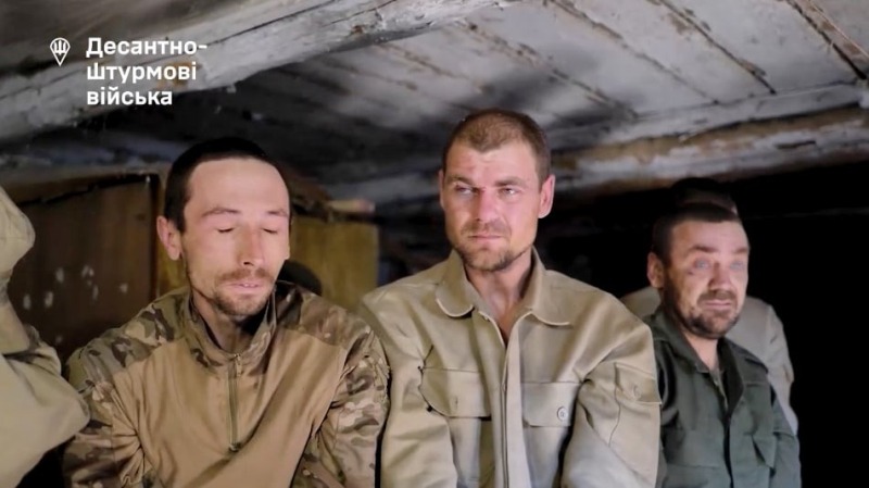 На Сумщине украинские десантники взяли в плен 15 российских оккупантов | ВИДЕО