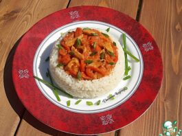 Паприкаш с курицей и рисом