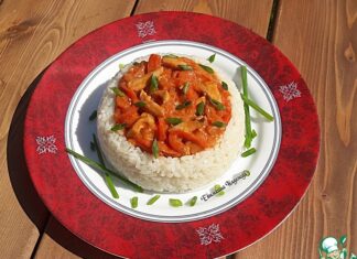 Паприкаш с курицей и рисом