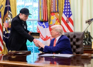 Politico: Белый дом пытается помирить Трампа с Маском