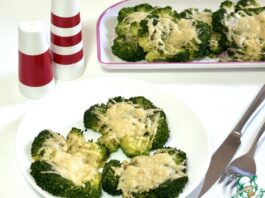 Раздавленная брокколи, запечённая с сыром