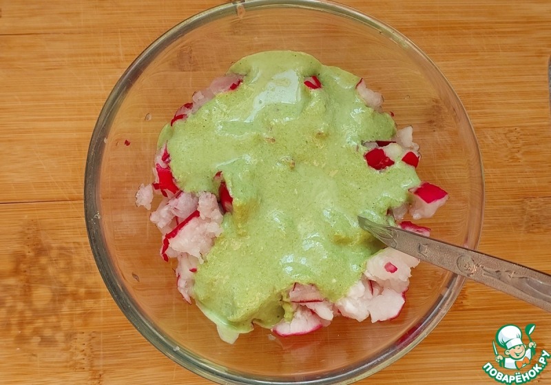 Салат с редисом и руколой "Зелёнка"