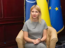 СМИ: Мама Стефанишиной купила квартиру в Киеве почти вчетверо дешевле, чем на рынке
