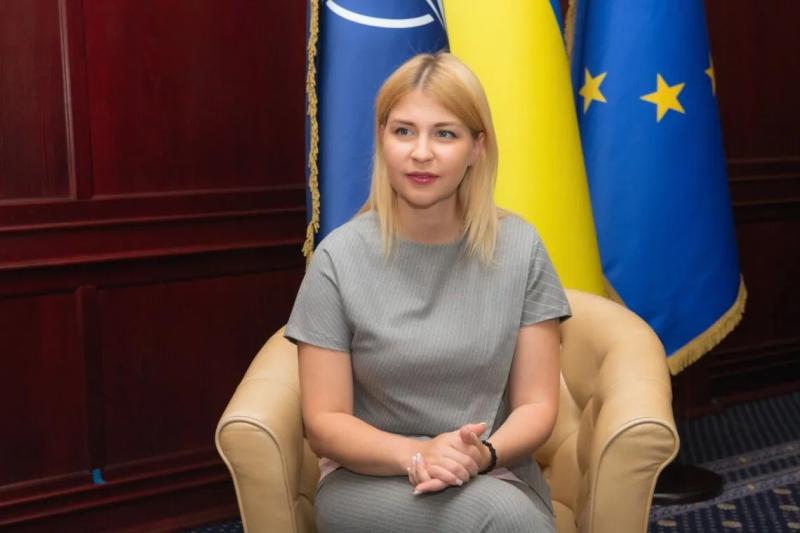 СМИ: Мама Стефанишиной купила квартиру в Киеве почти вчетверо дешевле, чем на рынке