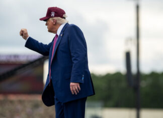 СМИ: Трамп одобрил план атаки на Иран. Это может произойти на выходных