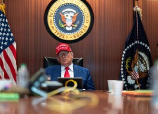 США вступили в войну против Ирана и ударили по крупнейшим ядерным объектам