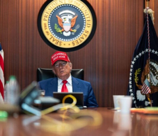 США вступили в войну против Ирана и ударили по крупнейшим ядерным объектам