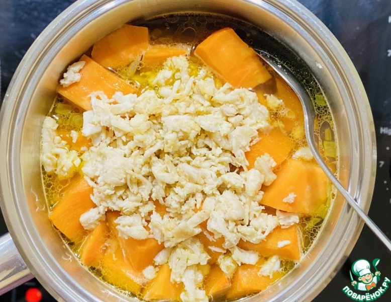 Суп-пюре с бататом и куриной грудкой