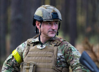 Тарнавский ушел с должности командующего ОТГ «Донецк»: кто его заменил