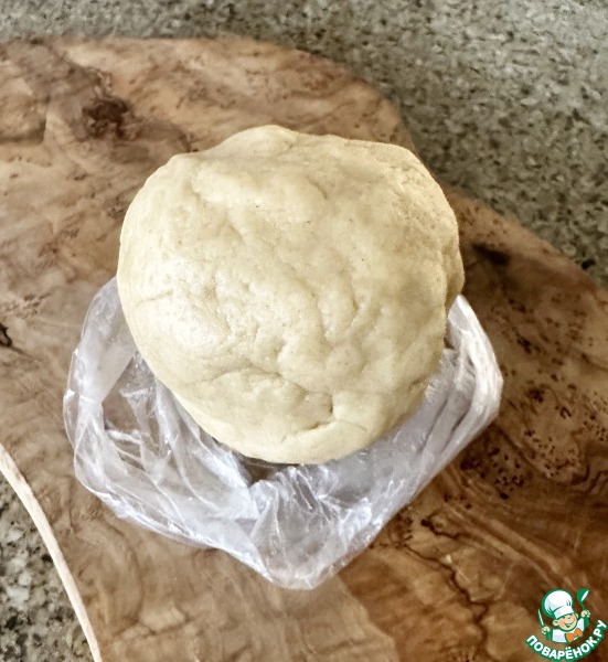 Тарт с клубникой и сметанной заливкой