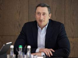 Ткач: Чернышов «предсказуемо» не вернулся в страну