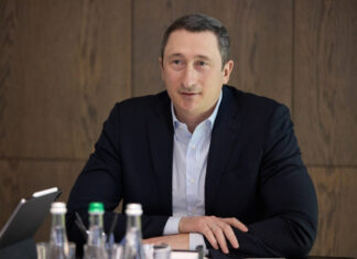 Ткач: Чернышов «предсказуемо» не вернулся в страну