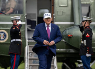 Трамп отреагировал на удар Ирана по базе США в Катаре