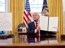 Трамп заявил, что торговая сделка с Китаем «готова»