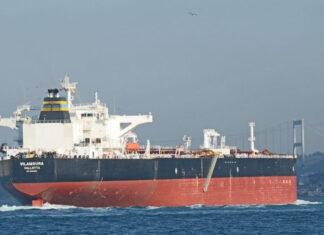 У берегов Ливии взорвался танкер, который неоднократно заходил в российские порты