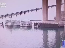 У Путина признали атаку на Крымский мост, но повреждения отрицают