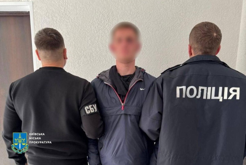В Киеве агент РФ поджег автомобиль Героя Украины в день его рождения | ФОТО