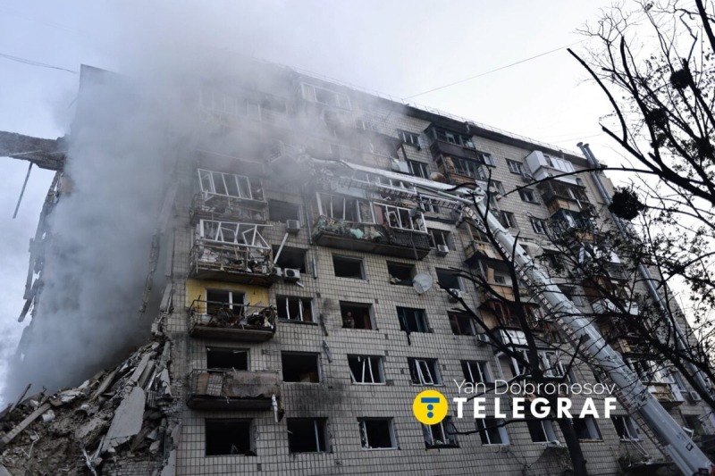 В Воздушных силах рассказали, сколько ракет и дронов Россия запустила по Украине этой ночью