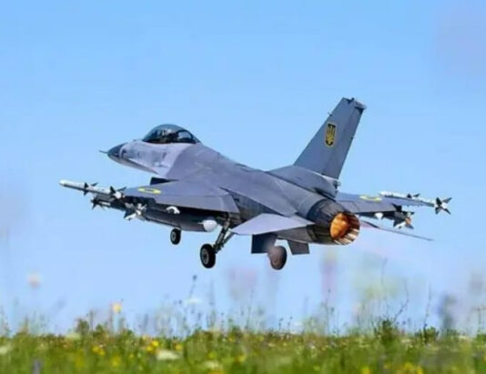 Во время массированной атаки России погиб молодой пилот F-16