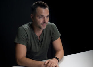 YouTube заблокировал еще один канал Арестовича