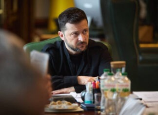 Зеленский : Украина масштабирует производство перехватчиков дронов