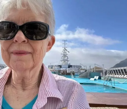 77-летняя американка продала все свое имущество, чтобы отправиться в «бесконечный круиз»